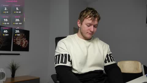    online show from September 30, 12:32 pm