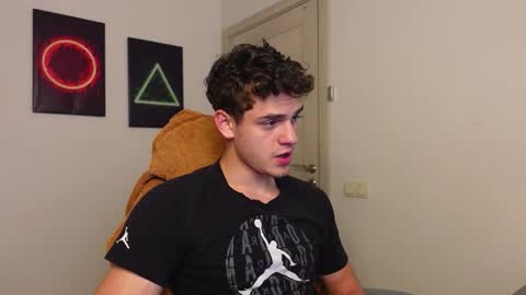    online show from October 1, 1:28 pm