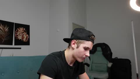    online show from October 12, 5:45 pm