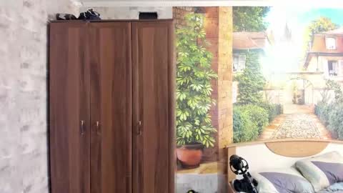 Eric online show from December 3, 3:47 am