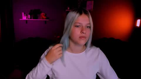 your dear Erica  online show from October 17, 1:03 pm