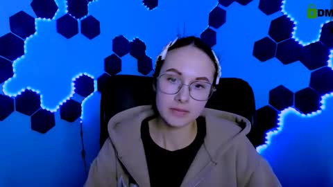 your dear Erica  online show from February 14, 9:22 pm