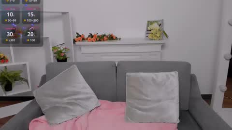 erica_love_ online show from October 8, 5:27 am