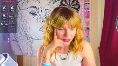 Erica Winterr online show from September 19, 4:25 am