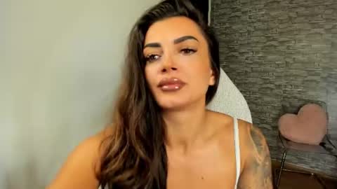 Riaaa online show from July 26, 5:04 am