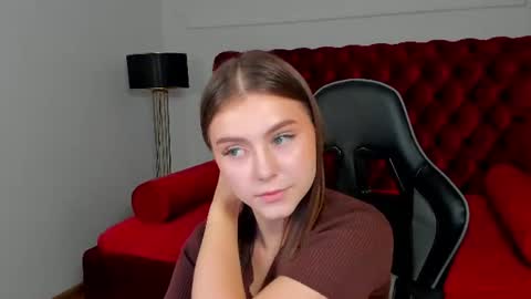 EricaFoxes online show from July 14, 3:18 pm