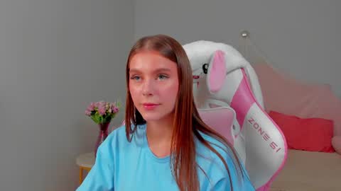 EricaFoxes online show from July 24, 6:11 am