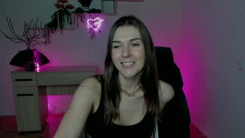 EricaPowers online show from December 23, 11:14 am