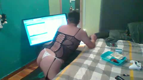 ericareh online show from September 19, 7:10 am