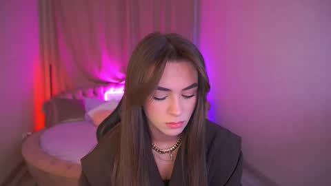 Erica online show from September 29, 6:07 am