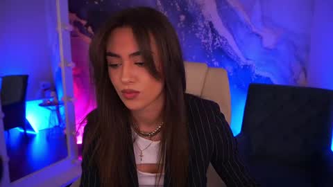 Erica online show from May 5, 6:43 am