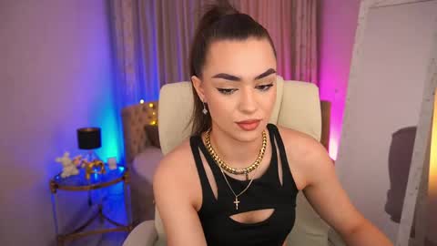 Erica online show from May 29, 7:17 am