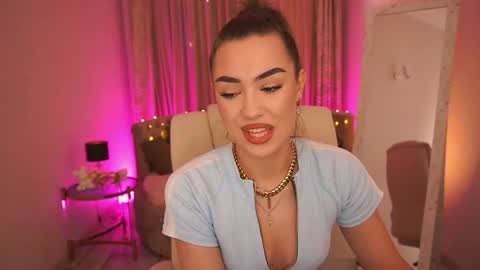 Erica online show from June 13, 1:31 pm