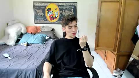 erick_de_rossee online show from March 30, 7:15 pm