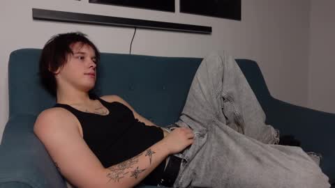 Snapshot of erick_grant chatting on January 24, 11:45 pm ERICK GRANT online show from January 24, 11:45 pm