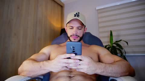 Erick Thompson online show from January 17, 10:01 pm