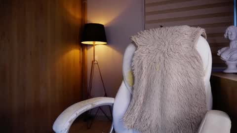 Erick Thompson online show from September 26, 8:24 pm