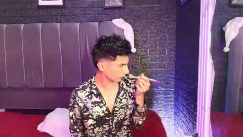 Snapshot of erick_velveth chatting on January 9, 5:21 am erick online show from January 9, 5:21 am