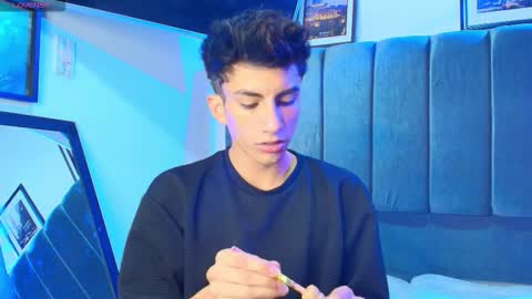 erick online show from March 25, 5:13 am