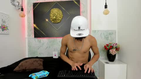   online show from December 31, 12:36 pm