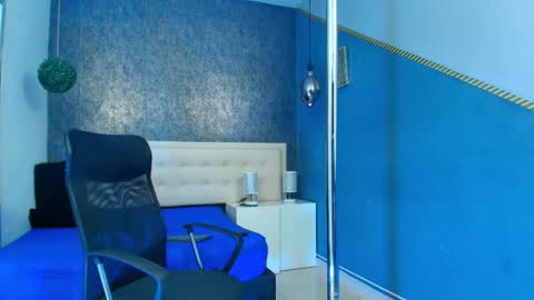   online show from October 6, 4:10 am