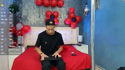   online show from February 8, 4:16 am