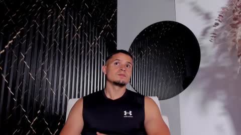 Snapshot of erickdowell chatting on January 31, 11:56 am Erick online show from January 31, 11:56 am