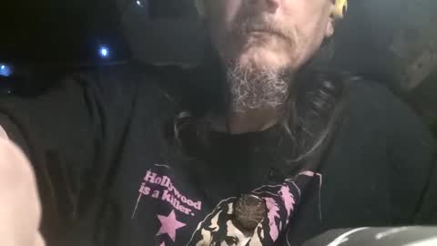Snapshot of ericlovestacos chatting on February 23, 9:59 pm ericlovestacos online show from February 23, 9:59 pm