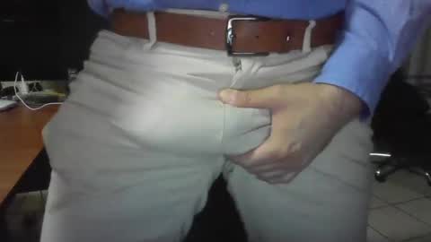 erik1781 online show from December 15, 2:30 am