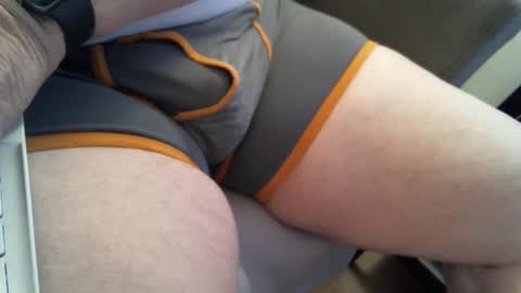 Erik online show from December 5, 12:44 pm