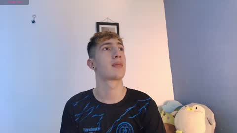 I am Erik online show from June 14, 9:06 pm