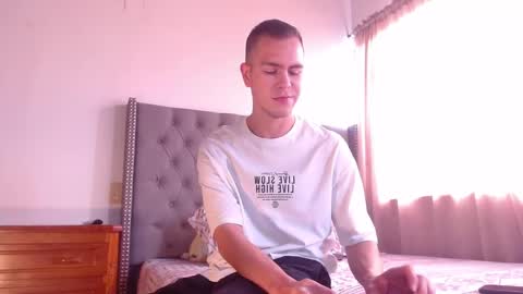 Erik rodriguez online show from February 22, 3:54 pm