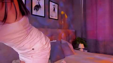 erika_flame online show from September 17, 7:43 am