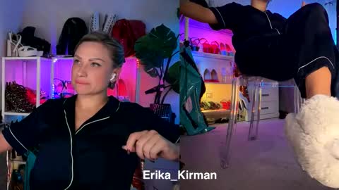 Erika      online show from November 11, 10:04 am