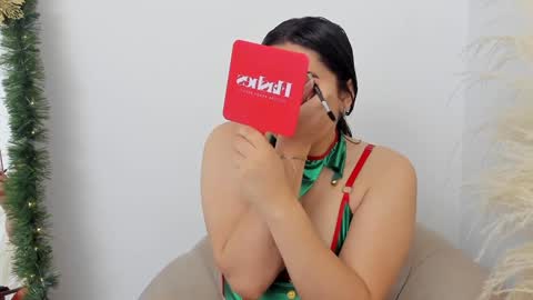 Erika Mendez online show from December 24, 7:44 pm