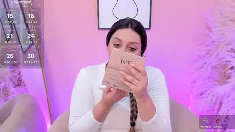 Snapshot of erika_mendez1 chatting on February 12, 3:51 pm Erika Mendez online show from February 12, 3:51 pm