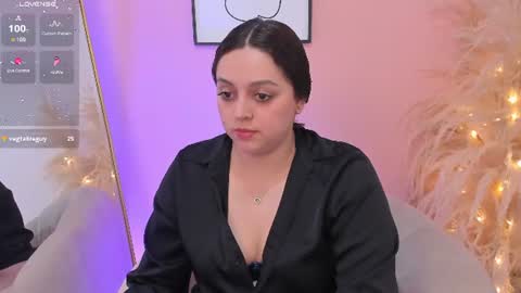 Erika Mendez online show from June 24, 8:08 pm