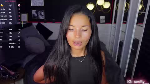 Snapshot of erika_soft chatting on March 2, 5:44 am Erika online show from March 2, 5:44 am