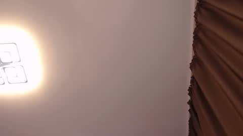 Snapshot of erikagold chatting on February 13, 4:54 am ErikaGold online show from February 13, 4:54 am