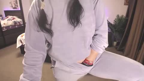 Snapshot of erikagold chatting on March 3, 8:00 pm ErikaGold online show from March 3, 8:00 pm