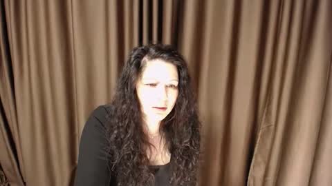 ErikaGold online show from February 16, 4:30 am