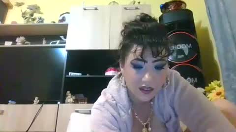 Snapshot of erikaguapa1989 chatting on November 27, 4:03 am erikaguapa1989 online show from November 27, 4:03 am