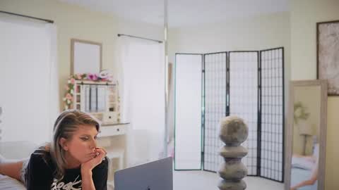 erin_draven online show from September 25, 5:27 pm