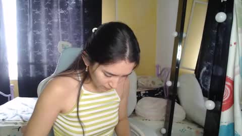 erina_1 online show from September 28, 4:12 pm