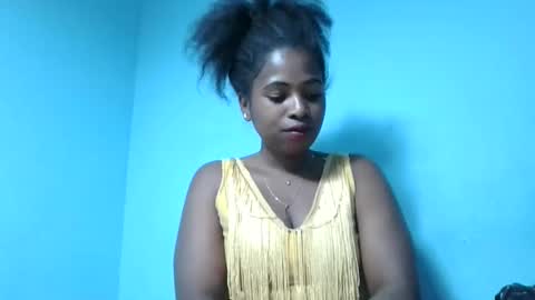 Erisca19 online show from June 8, 8:09 pm