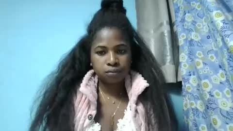 Erisca19 online show from June 10, 1:39 am