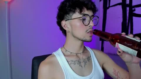   online show from October 29, 7:32 am