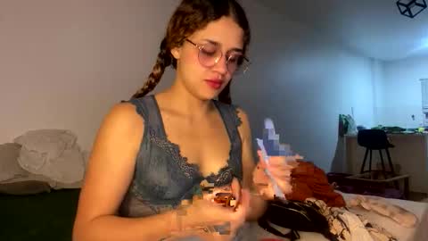 Gabs online show from December 16, 11:43 pm