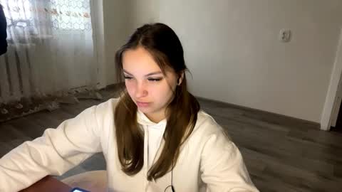 Lina online show from March 26, 7:14 am