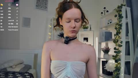 Snapshot of erline_may chatting on March 13, 8:43 am Sofia online show from March 13, 8:43 am